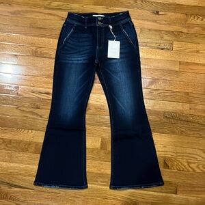 NWT KanCan Dark Stone Flare Jeans - Size 27/4